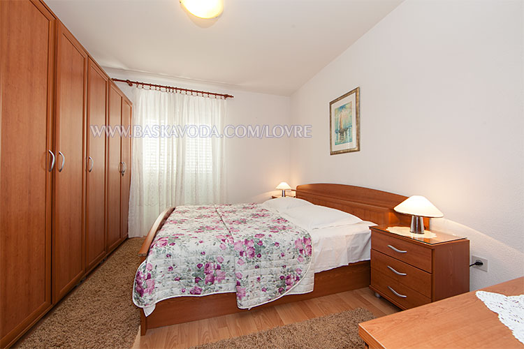 Apartments Lovre, Baška Voda - bedroom
