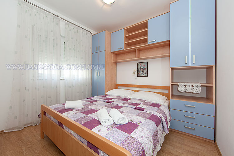 Apartments Lovre, Baška Voda - bedroom