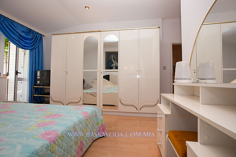 apartments Mia, Baška Voda - bedroom