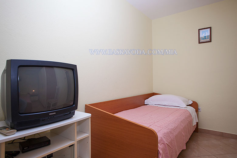 Apartments Mia, Baška Voda - bedroom