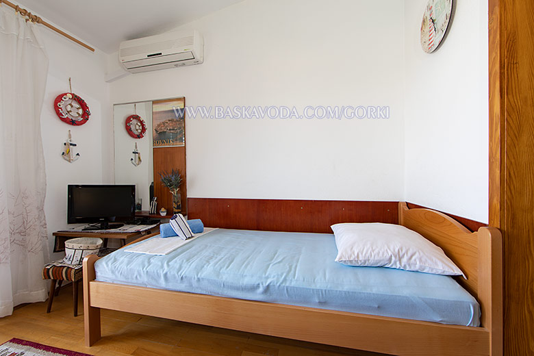 Apartments Gorki Staničić, Baška Voda - bedroom