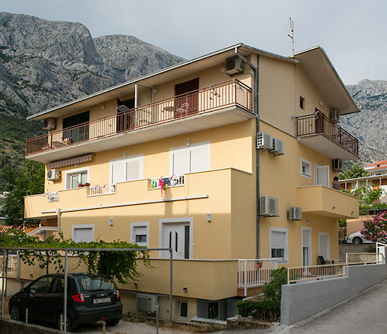 Apartments Mate & Ančica Jakir, Baška Voda - house