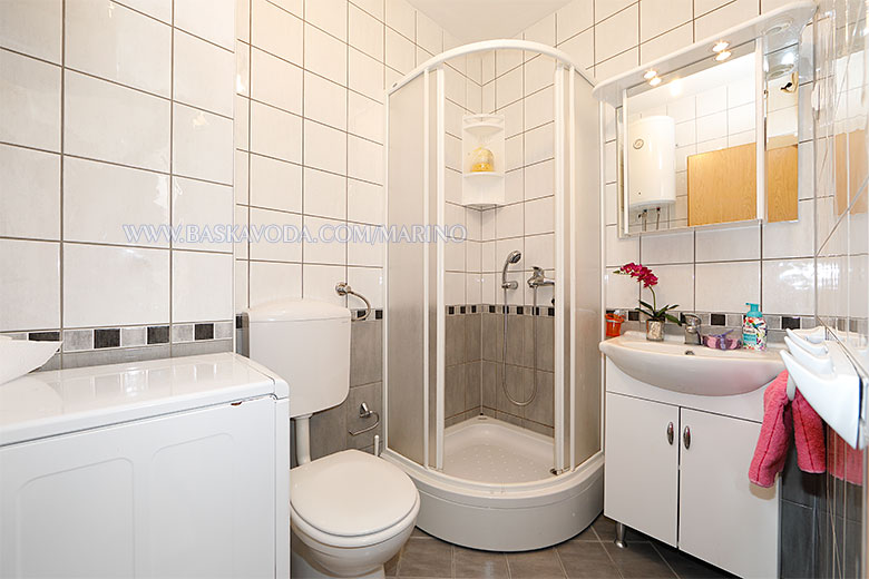 Apartments Marino, Baška Voda - bathroom
