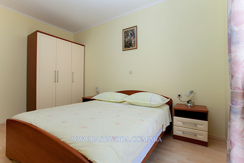 Apartments Mia Topić, Baška Voda - bedroom