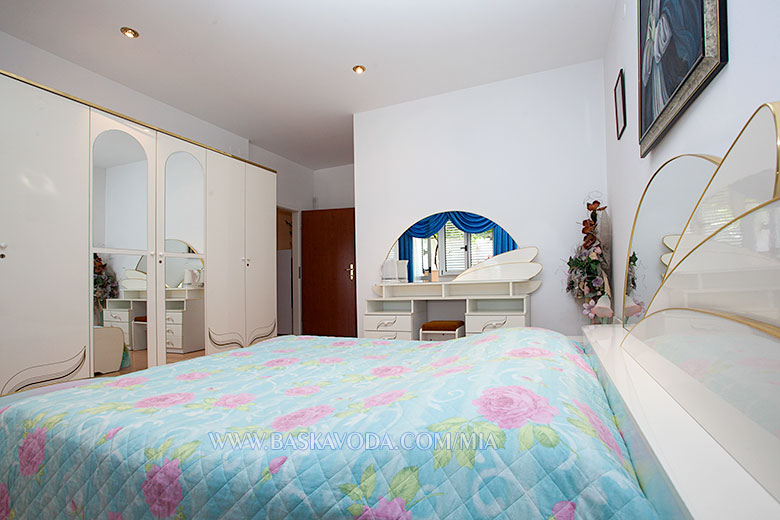 apartments Mia, Baška Voda - bedroom