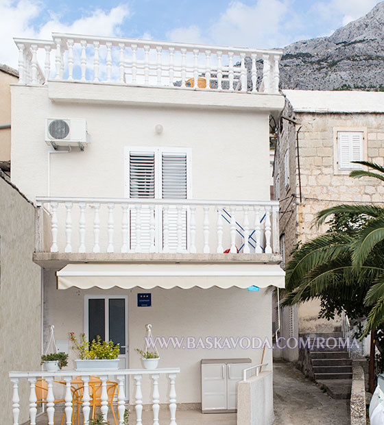 apartments Roma, Baška Voda - house, owner Irfan Sejfulai