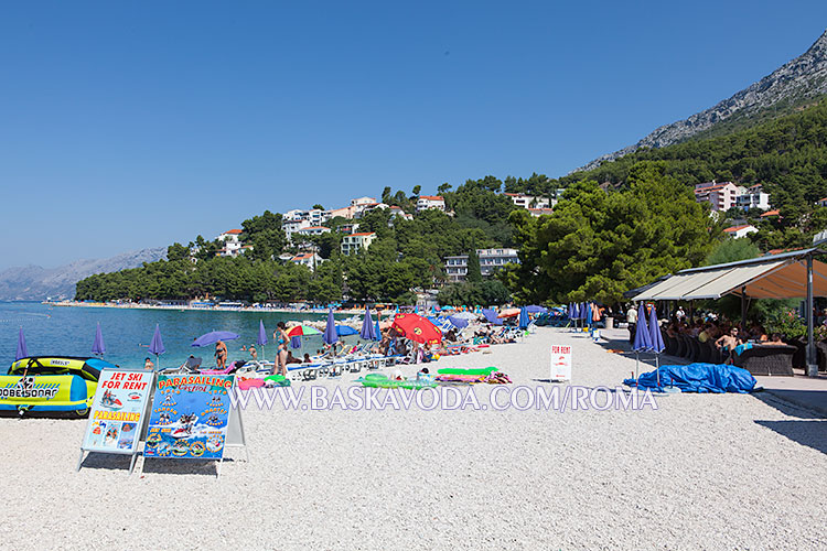 Baška Voda - beach, summer time