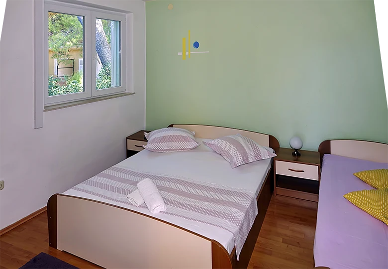 Apartments Roza, Baška Voda - bedroom